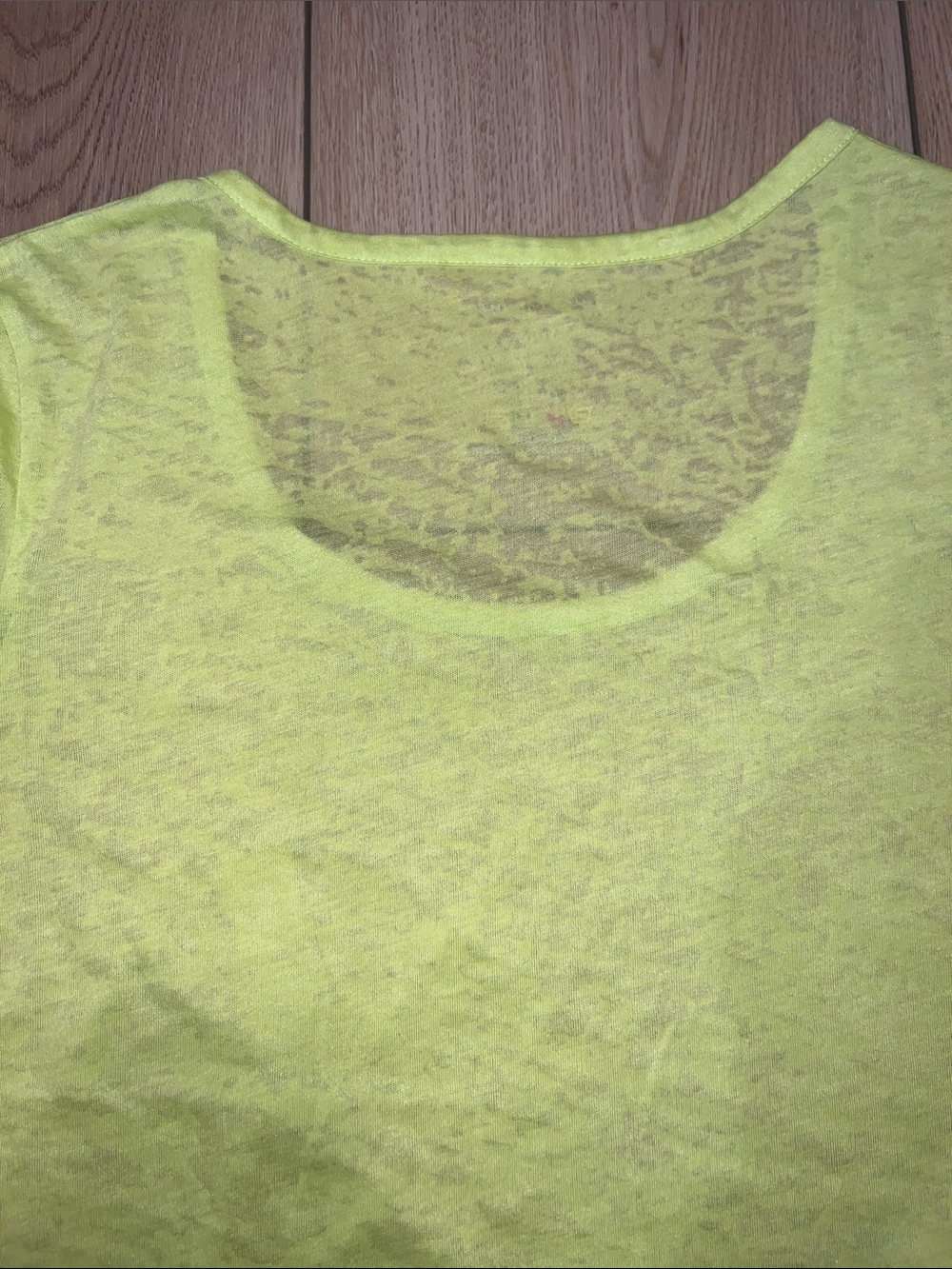 Vintage Jules & James Neon Yellow-Green Scoop Neck Short Sleeve Tee - Picture 9 of 12
